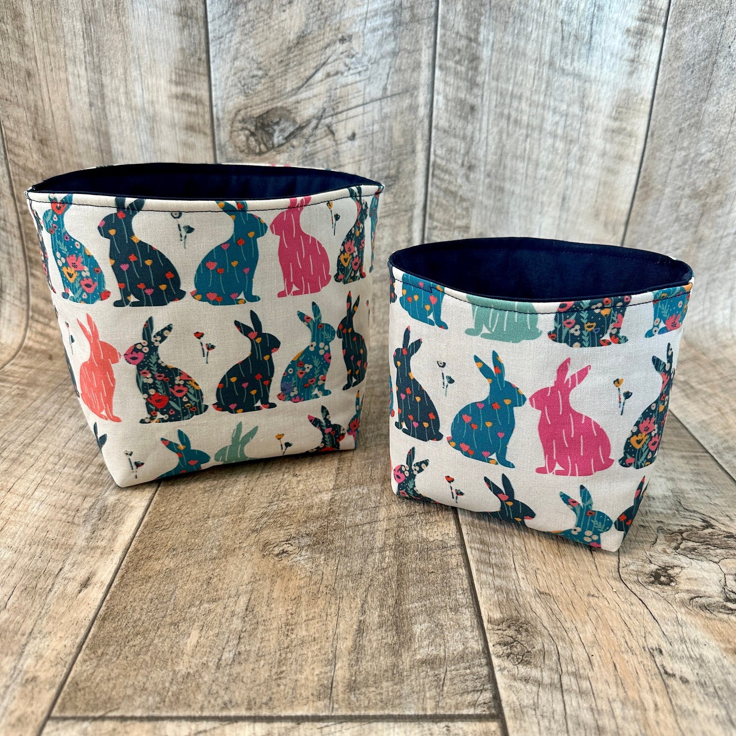 Utensilo / Stoffkorb / Hase / Kaninchen / Blumen / Natur / Pink / Blau / Grün