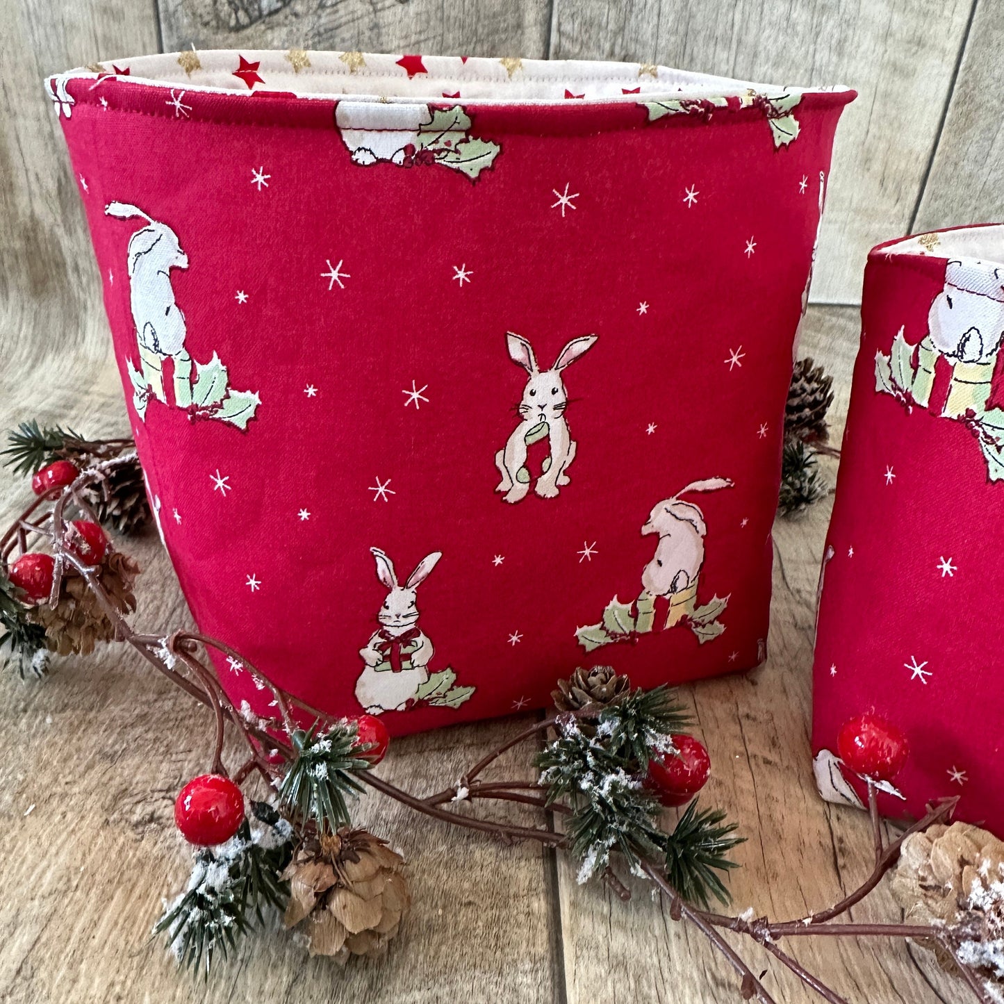 Utensilo / Stoffkorb / Hase / Kaninchen  / Weihnachten  / Nikolaus / Weihnachtsmann / Sterne / Geschenk