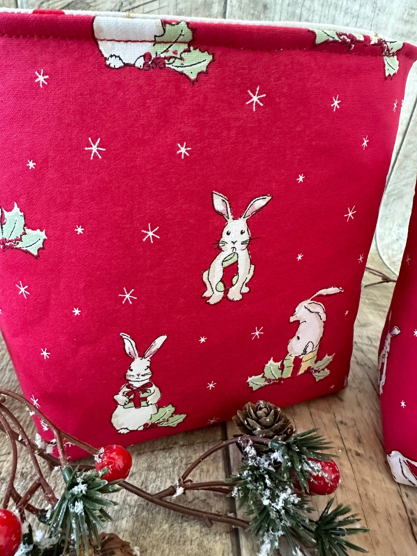 Utensilo / Stoffkorb / Hase / Kaninchen  / Weihnachten  / Nikolaus / Weihnachtsmann / Sterne / Geschenk