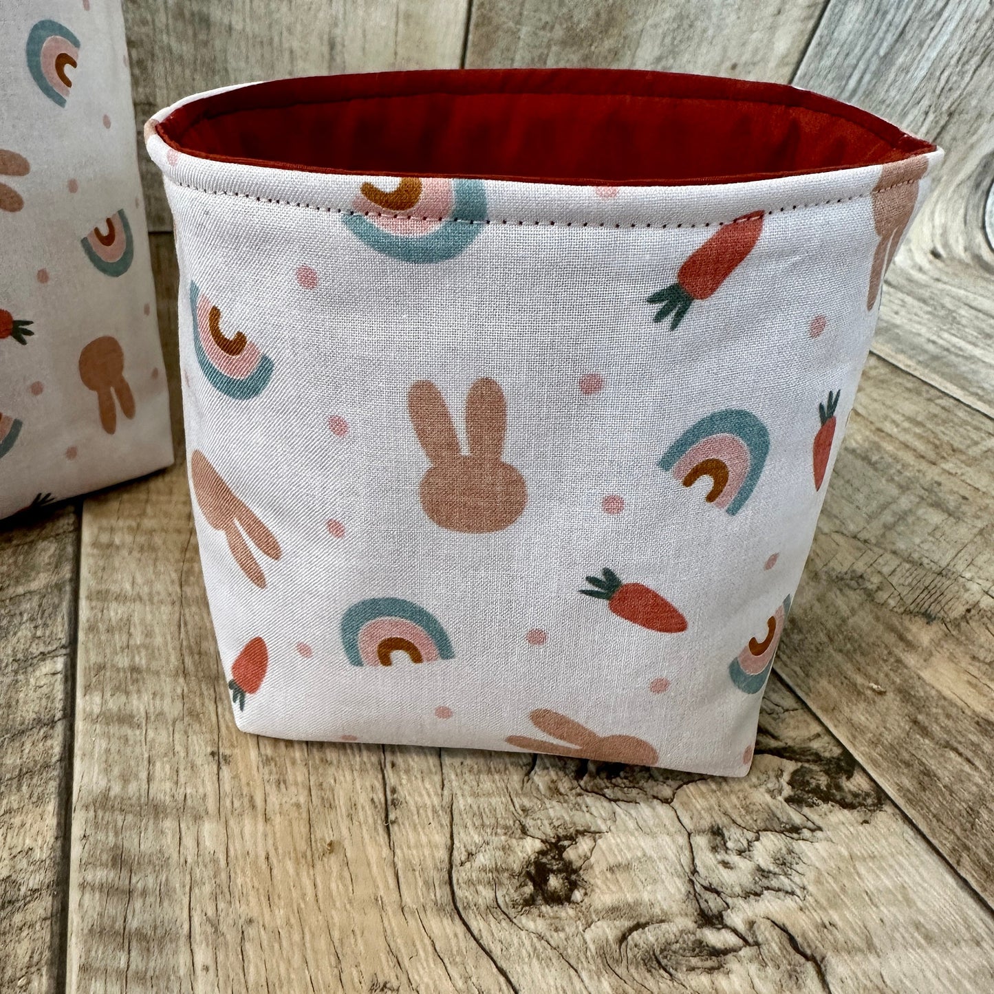 Utensilo / Stoffkorb / Hase / Kaninchen / Karotte / Möhre / Regenbogen / natur / Geschenkkorb