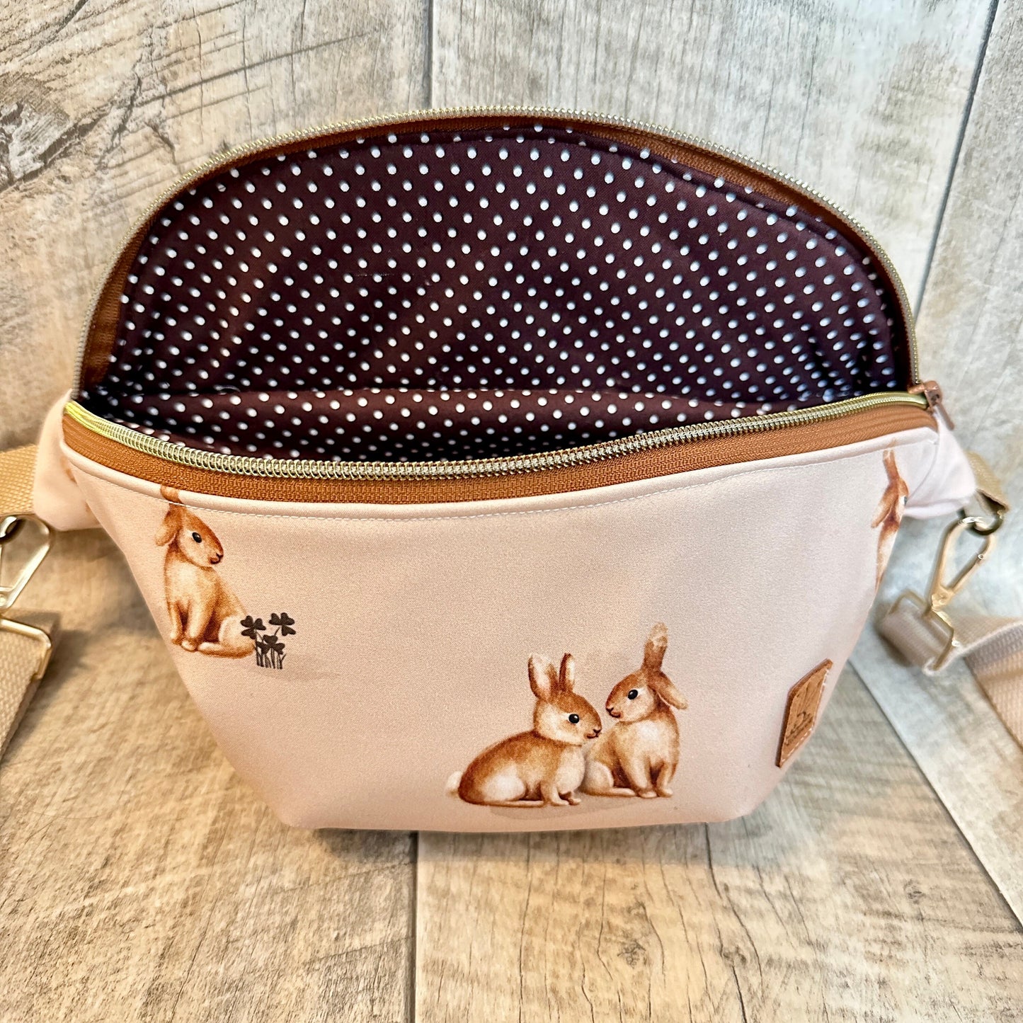 Crossbodybag „Kaninchen beige“