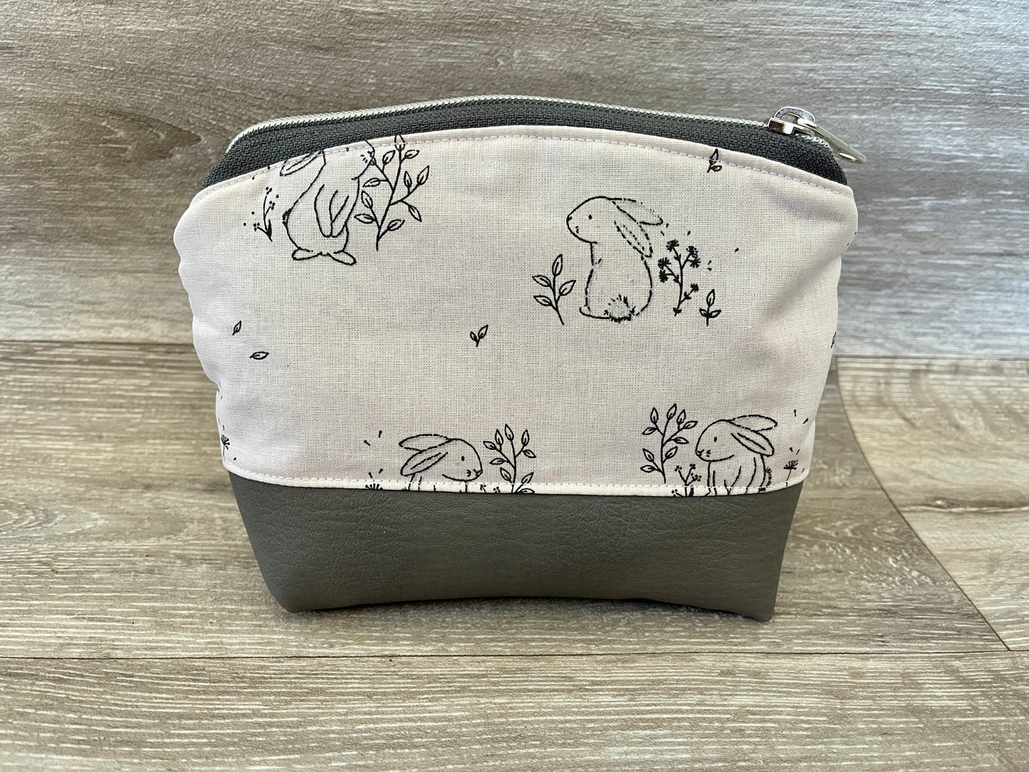 Kosmetiktasche "Kaninchen Grau"