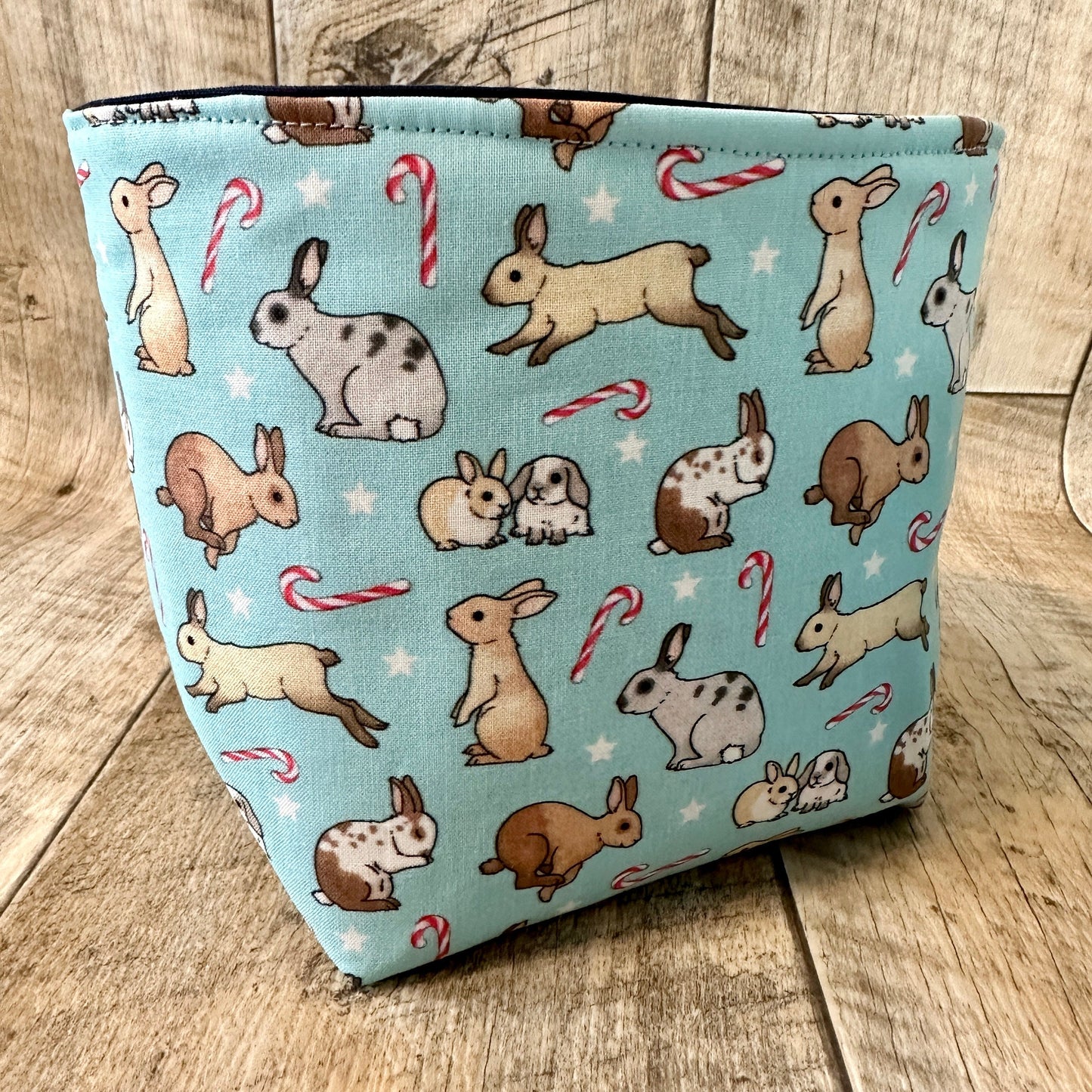 Stoffkörbchen "Kaninchen Weihnachten Blau"