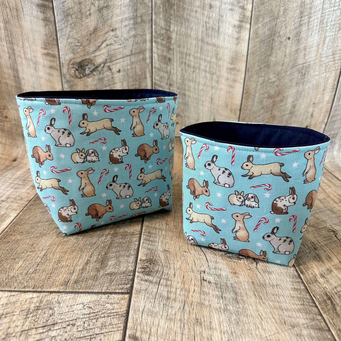 Stoffkörbchen "Kaninchen Weihnachten Blau"